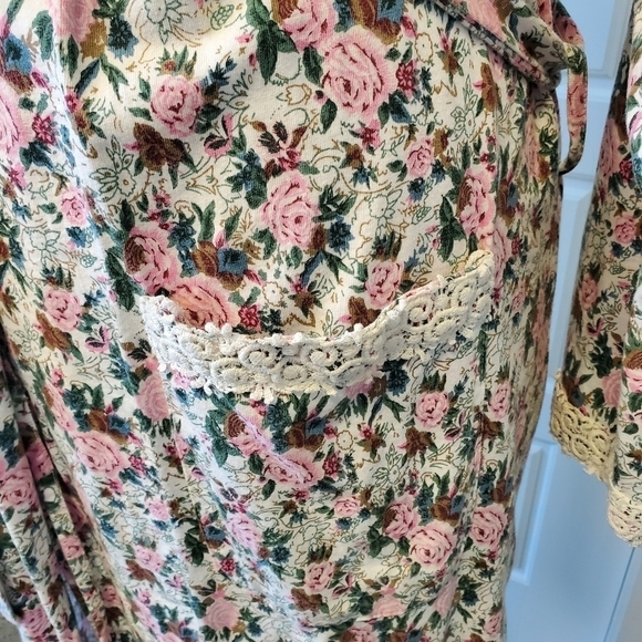 VINTAGE VICTORIA'S SECRET BEIGE PINK FLORAL COTTON ROBE WOMEN M/L COTTAGECORE - Picture 12 of 13